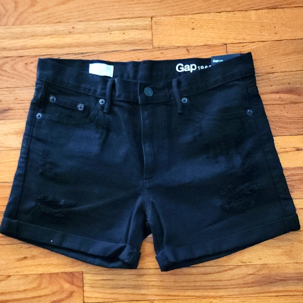 GAP Sexy Boyfriend Shorts